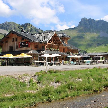 Chalet Hotel Vaccapark Le Praz de Lys Exterior photo