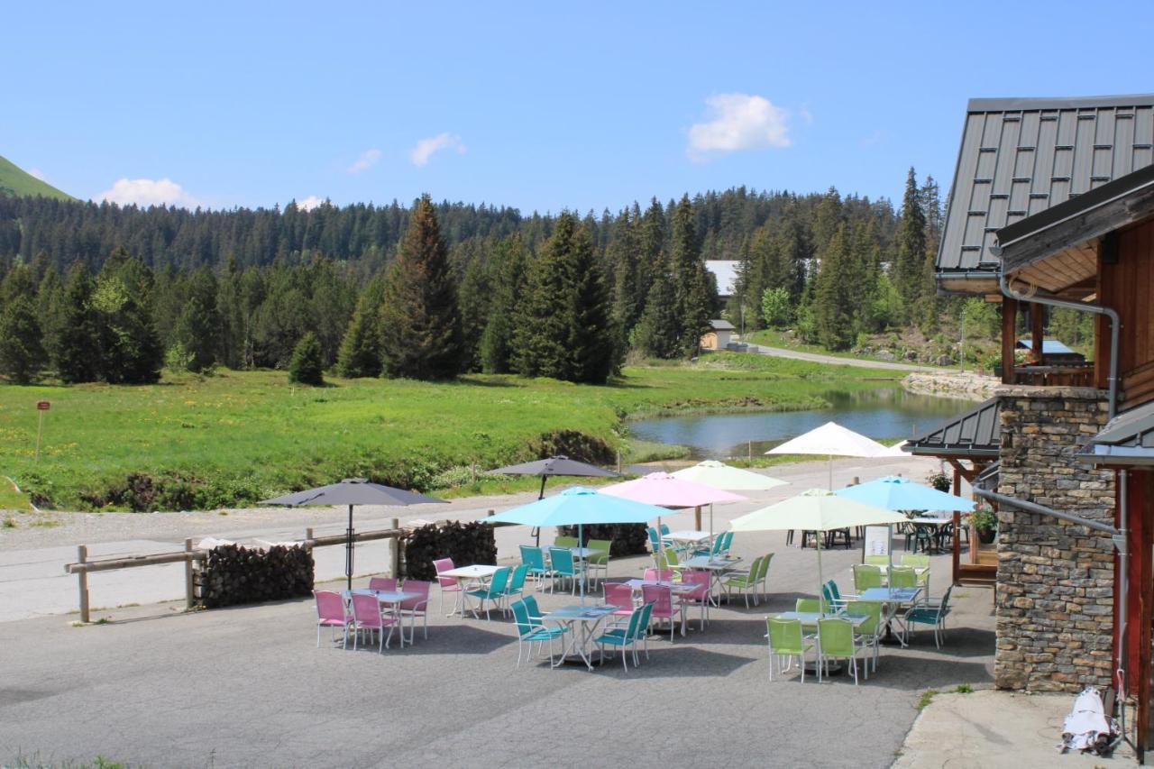 Chalet Hotel Vaccapark Le Praz de Lys Exterior photo